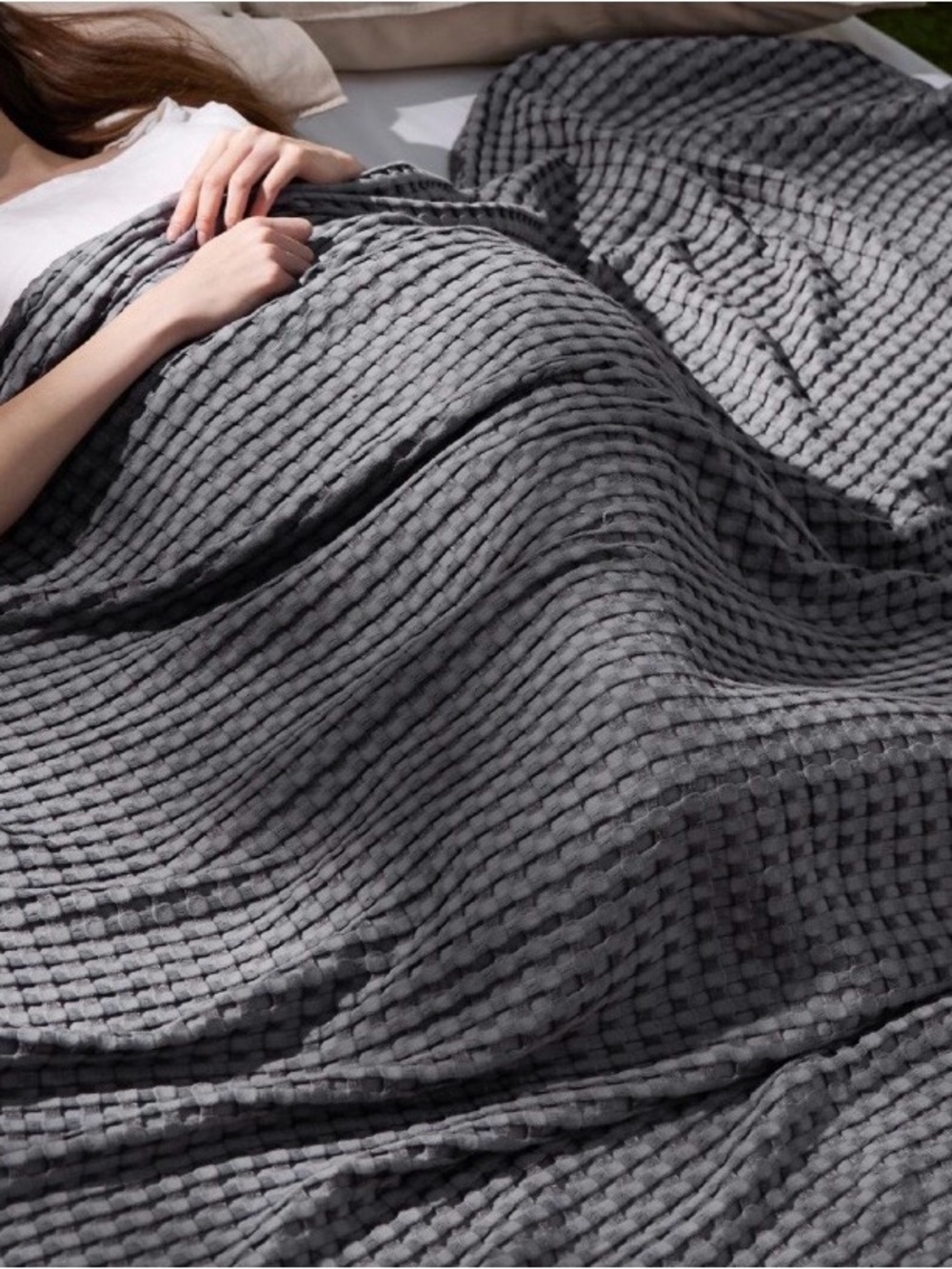 Cozy Gray Waffle Throw Blanket - Soft Home Bedding